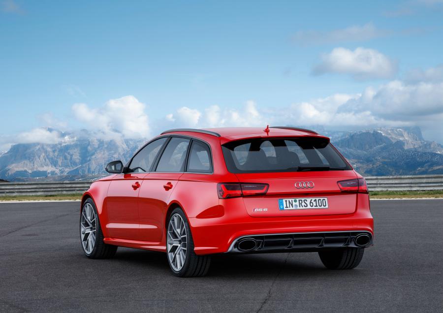  Audi RS6 Avant Performance (4G, C7) 2015 года  (WW) (фото 9 из 22)